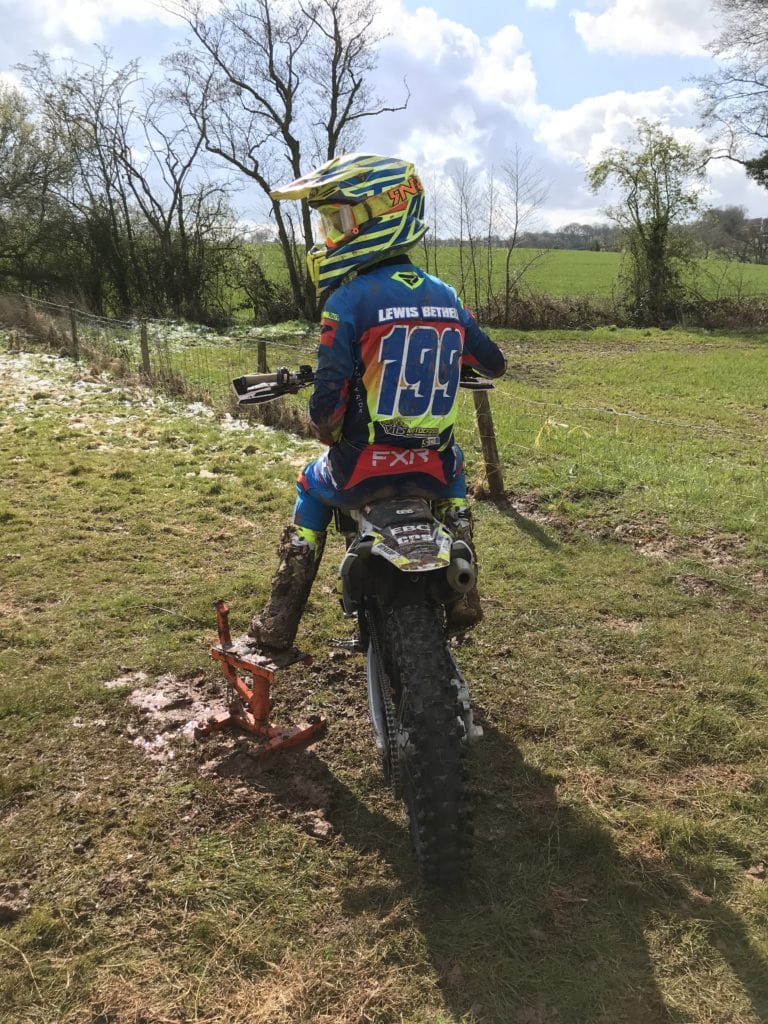 mx lewis