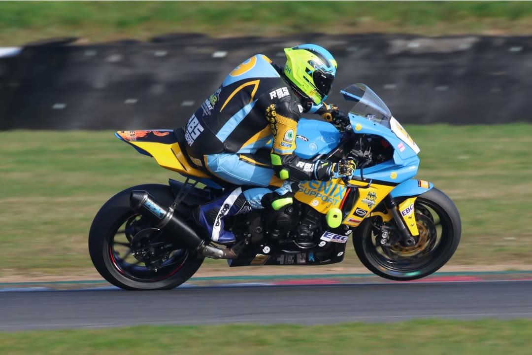 EBC-Equipped Charman Shows Promise in First NLR Round at Snetterton