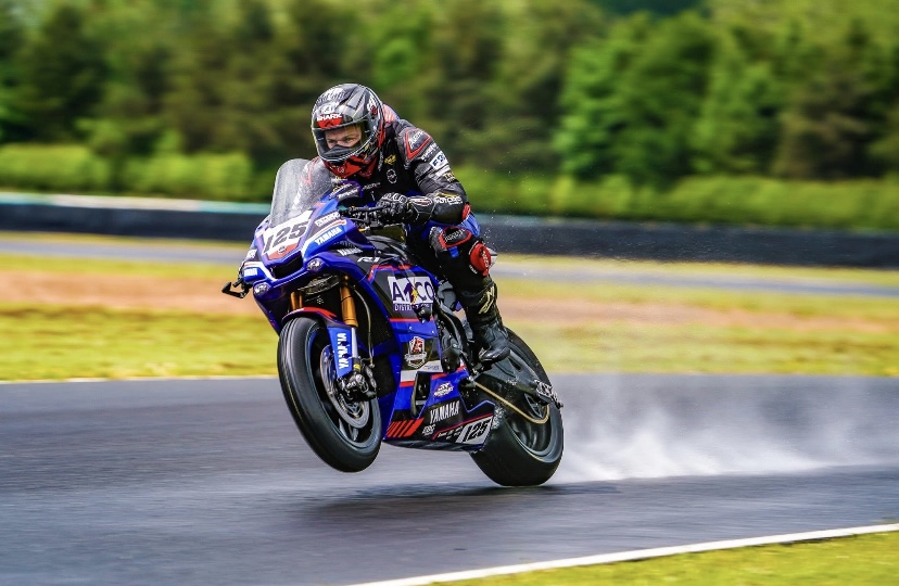 More Class Wins for GPFAX-Equipped NLR Racer at Croft