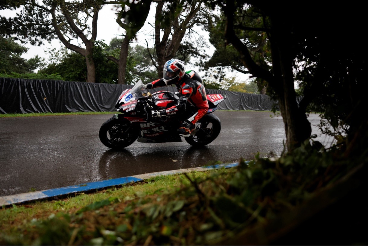 EBC-Equipped Team Compete in Barry Sheene Classic at Oliver’s Mount