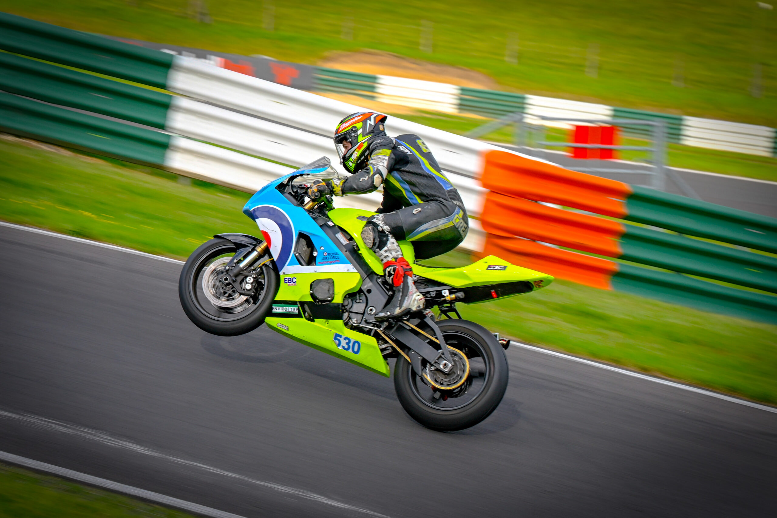 Class Wins for EBC-Equipped Bemsee Racer at Cadwell Park